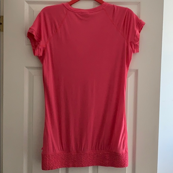 Nike Vneck pink top - Picture 3 of 6
